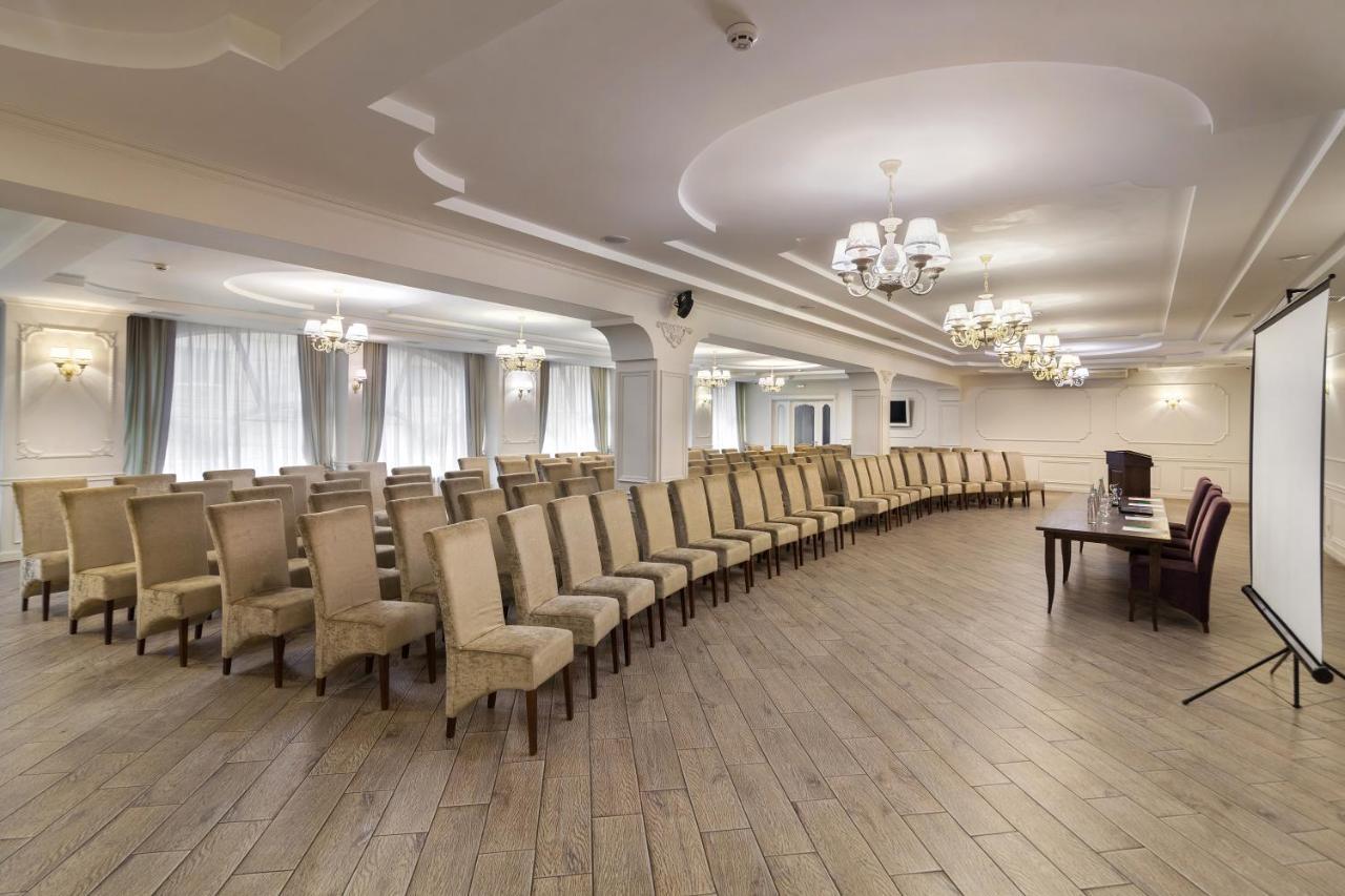 Avalon Palace Ternopil Kültér fotó